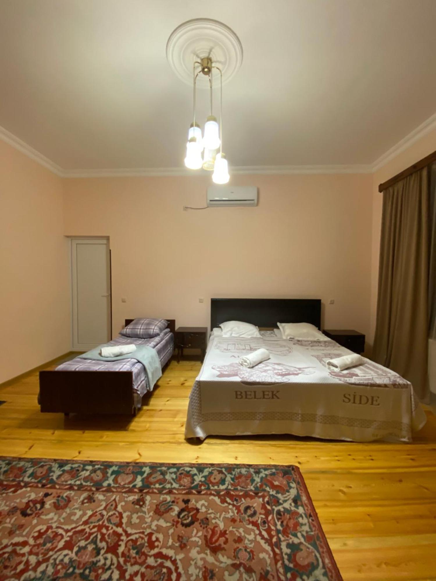 Season Hotell Kutaisi Exteriör bild